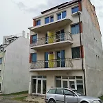 за гости кирови אקהטופול