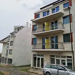 за гости кирови アフトポル